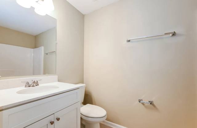 905 Cornelius Avenue photos photos