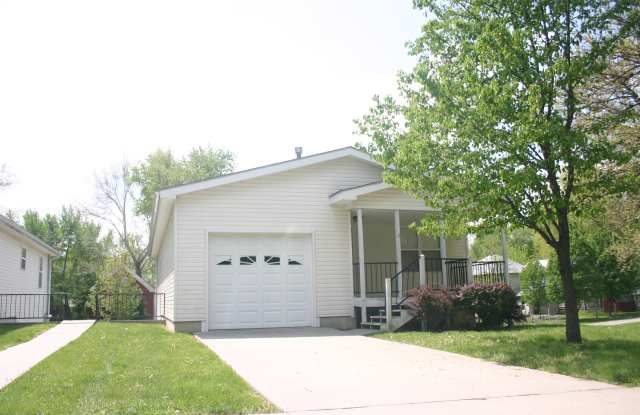727 Kiowa Street - A - 727 Kiowa Street, Leavenworth, KS 66048