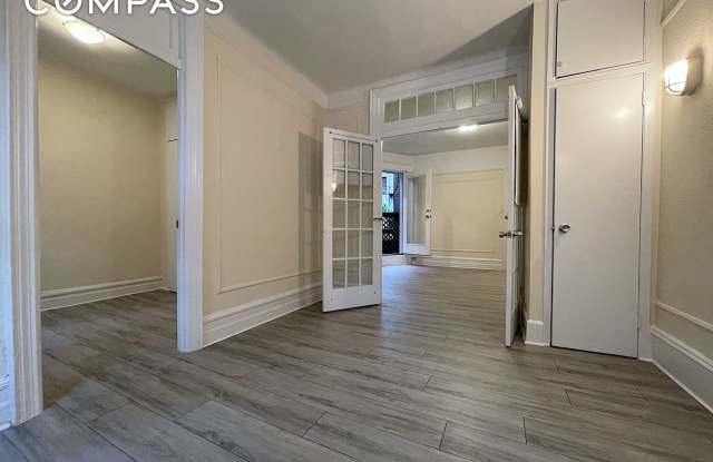 19 Christopher Street - 19 Christopher Street, New York City, NY 10014