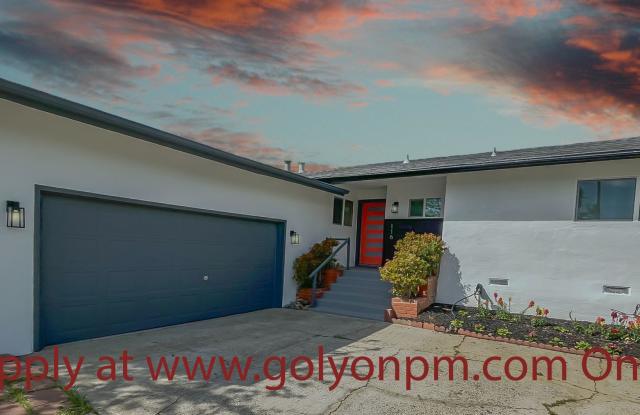 Newly Renovated 3bdrm 2bath Airy Oasis! photos photos Newly Renovated 3bdrm 2bath Airy Oasis! photos photos