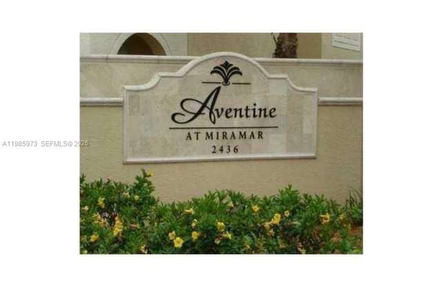 2486 Centergate Dr photos photos