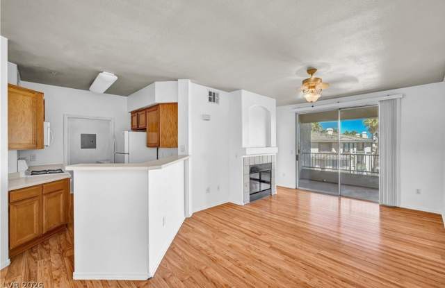 7147 Durango Gallery 4