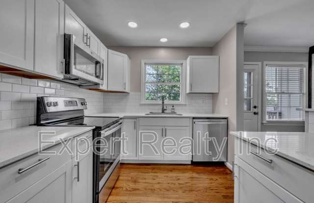 1064 Caribbean Circle Gallery 1