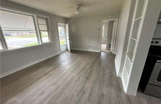 2416 Seaview Ave Gallery 3