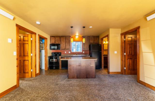 916 St. Joe St. photos photos