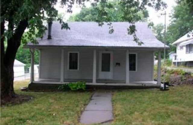 106 N Huttig Ave photos photos