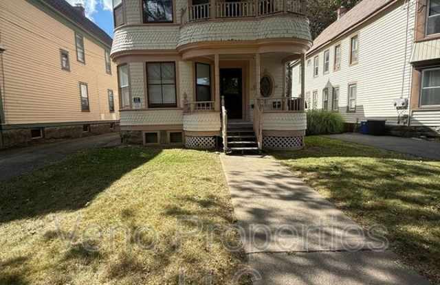1075 Park Ave photos photos