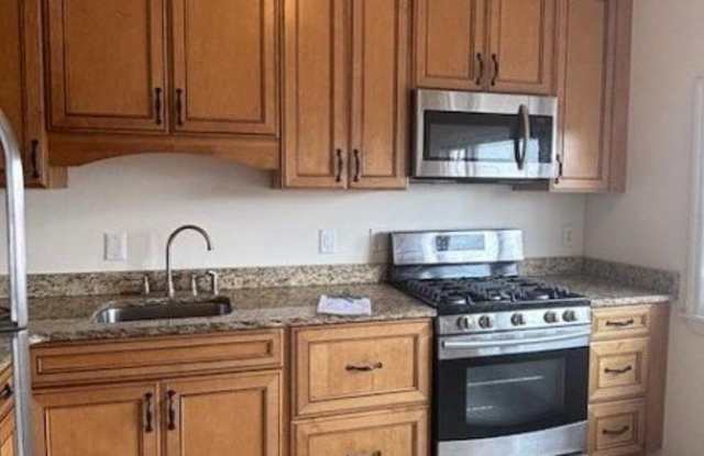 726 Garfield Ave photos photos