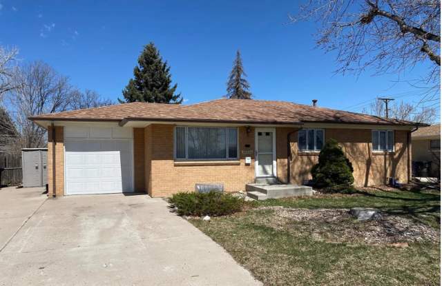 Beautifully Renovated, Spacious 4BR Home w/ Basement & Backyard! photos photos