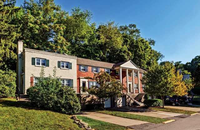 Rossview Heights Townhomes Gallery 4