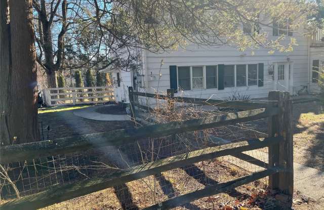 2350 Cedar Swamp Road - 2350 Cedar Swamp Road, Brookville, NY 11545