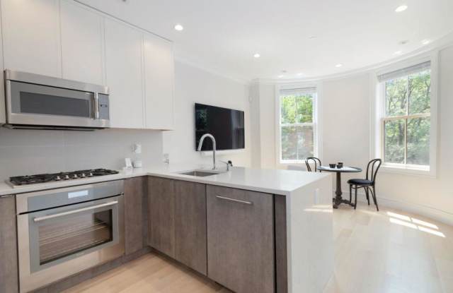 53 Rutland Sq. Gallery 2