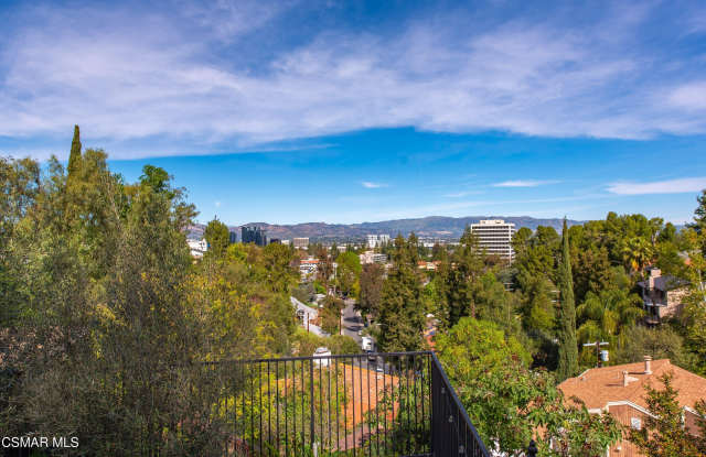 5076 Escobedo Drive Gallery 3