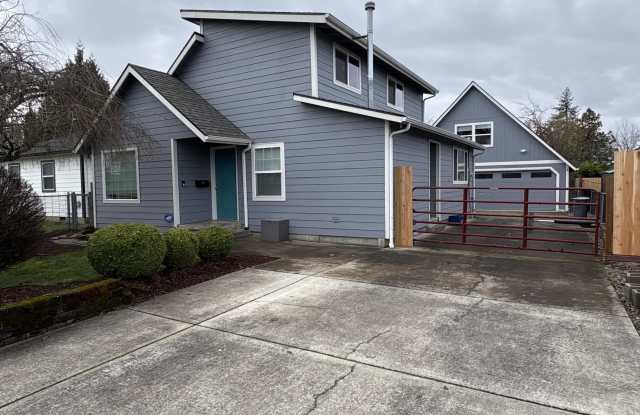1250 Hill Street Southeast - 1250 Hill Street Southeast, Albany, OR 97322