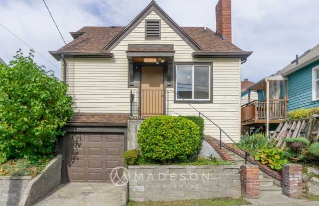 Charming First Hill Single Family House with Yard - 1716 East Fir Street, Seattle, WA 98122
