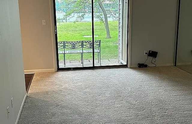 1 Southcreek Ct # B Gallery 3