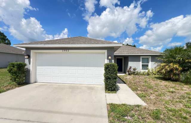 BRAND NEW 3/2 w/ office HOME in Deltona! photos photos