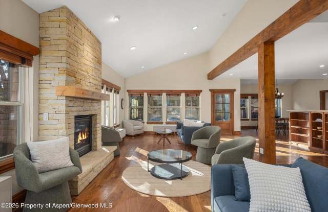 225 Juniper Court photos photos