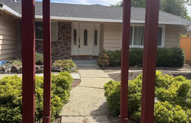 964 Dawnview Court Gallery 2