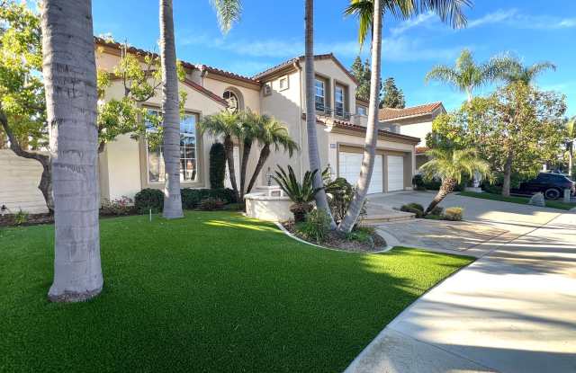 Room for Everyone: Meticulously Maintained 5-Bedroom Estate photos photos