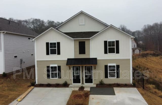 223 Royal Way - 223 Royal Way, Pendleton, SC 29670