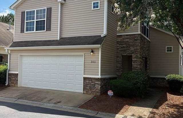 303 Hiawassee Drive Gallery 2