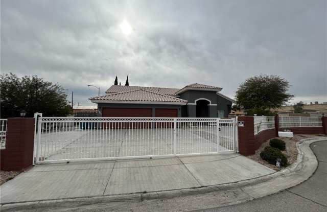 5965 Desert Oasis Circle photos photos