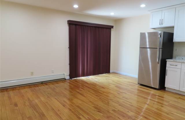 85-66 159th Street Gallery 4