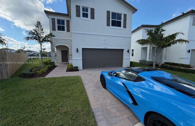 2464 SE 24 AVE photos photos