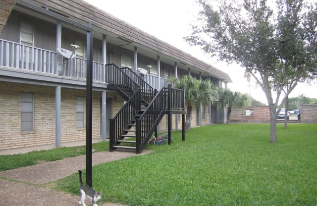 630 N Missouri Ave - 630 North Missouri Avenue, Mercedes, TX 78570