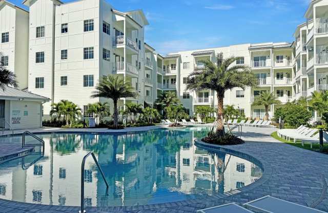 Illumina at Gulf Coast Town Center photos photos