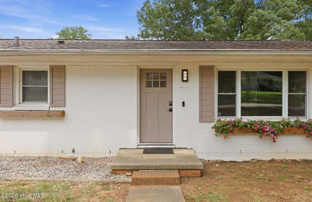 3108 Brentwood Road Gallery 1
