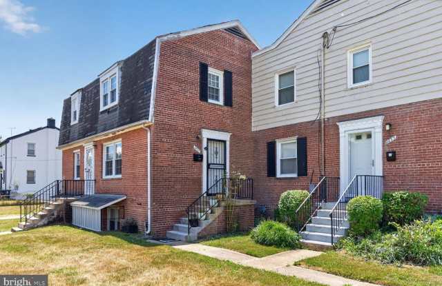 2437 IVERSON ST photos photos