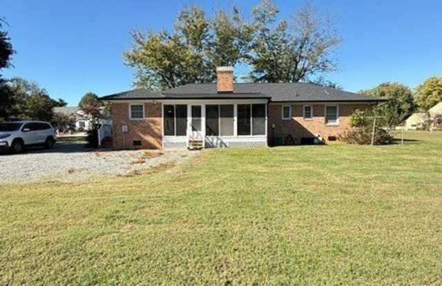 8195 Crestline Lane Gallery 2