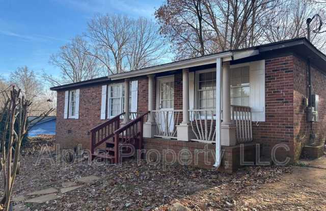 605 Kenmore Drive - 605 Kenmore Drive, Gantt, SC 29673