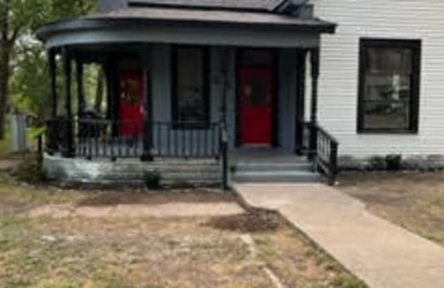 315 Lumpkin Street photos photos