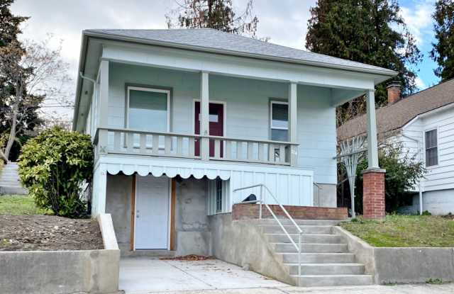 Cute Remodeled 2/1 photos photos