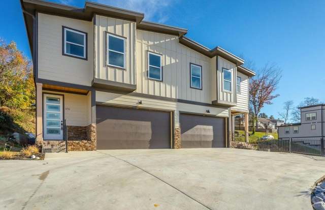 650 Ladd Avenue photos photos