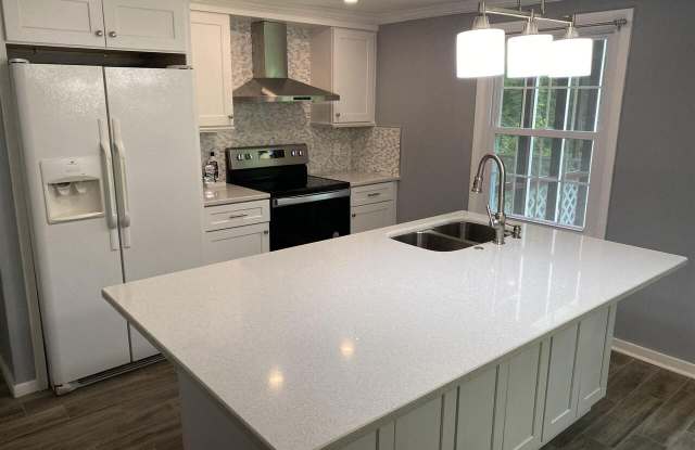 118 Kings Ridge Gallery 2