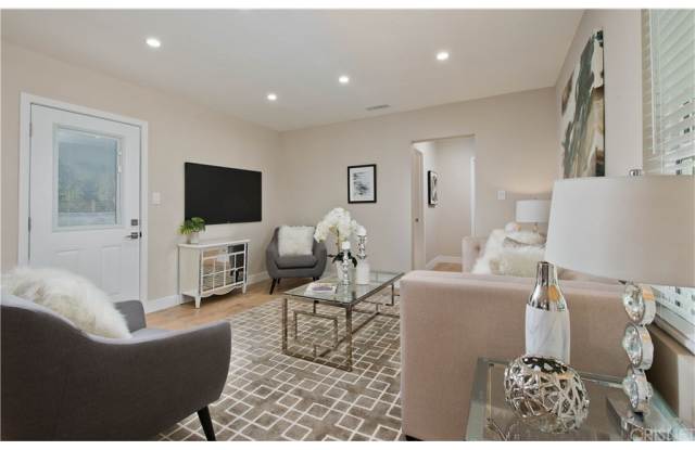 6919 Zelzah Avenue Gallery 2