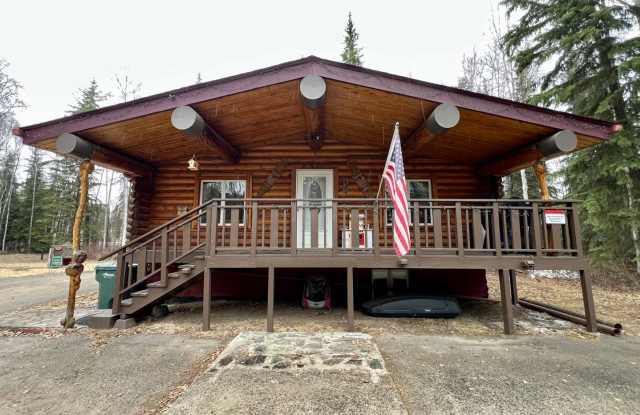 Charming 3-Bedroom Home in North Pole, AK – Pet Friendly! photos photos
