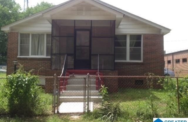 145 SAMFORD STREET - 145 Samford Street, Montevallo, AL 35115