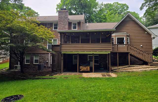 90 Martin Point Court Gallery 1