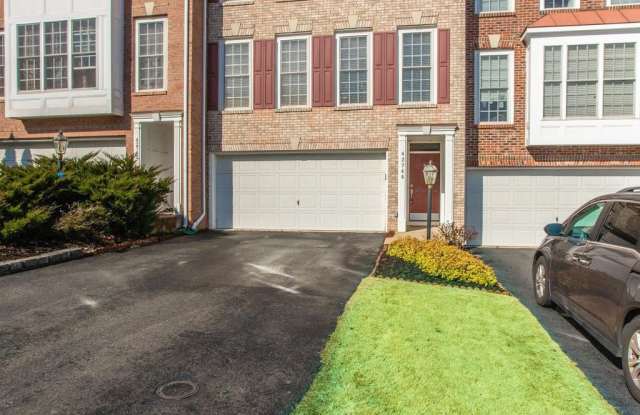 42744 MONTEVISTA SQUARE Gallery 2