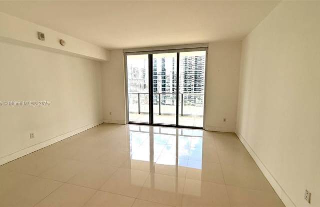 1300 Brickell Avenue Gallery 2