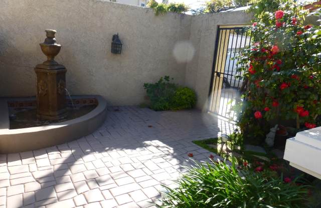 1749 Royal Saint George Drive Gallery 4