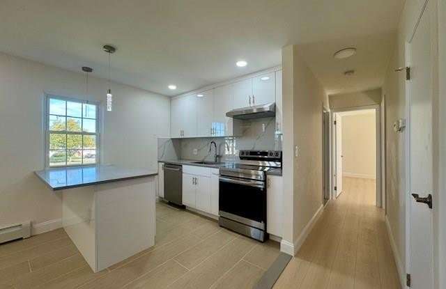 646 Old Country Road - 646 Old Country Road, Plainview, NY 11803