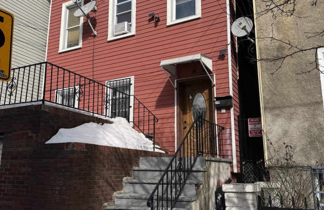 542 41ST ST photos photos