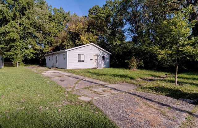 3129 Station Street photos photos