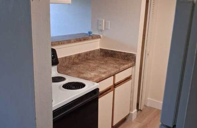 5201 Kings Ct Gallery 4